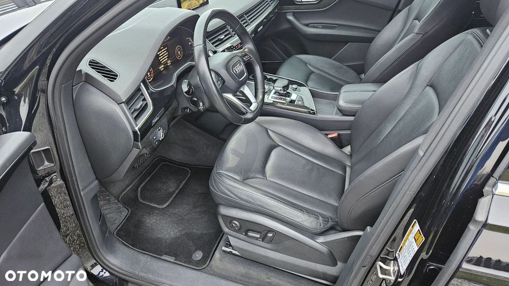 Audi Q7 3.0 TFSI Quattro Tiptr - 10