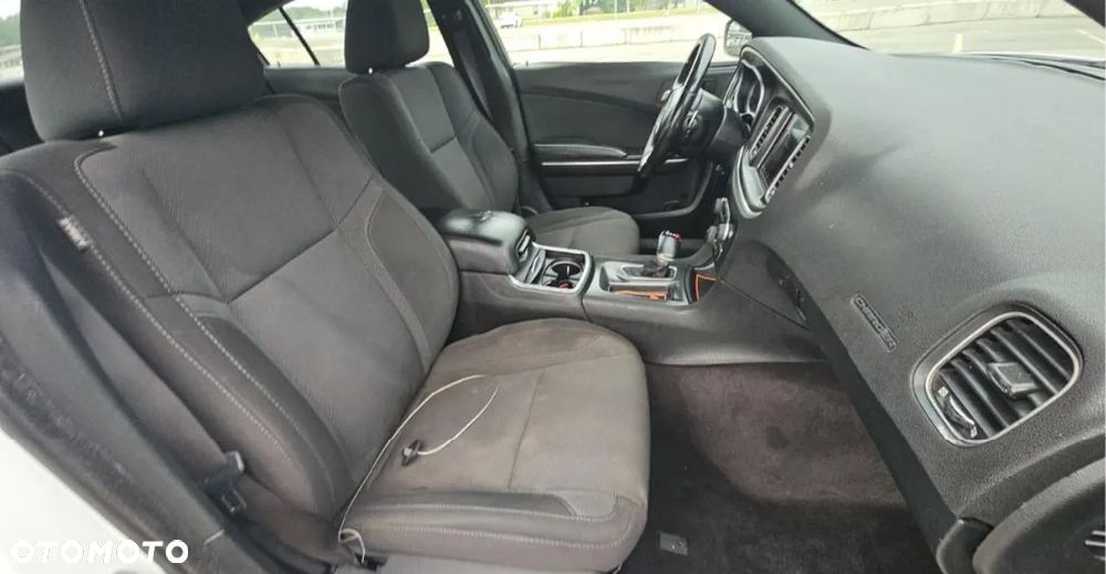 Dodge Charger 3.6 GT - 9