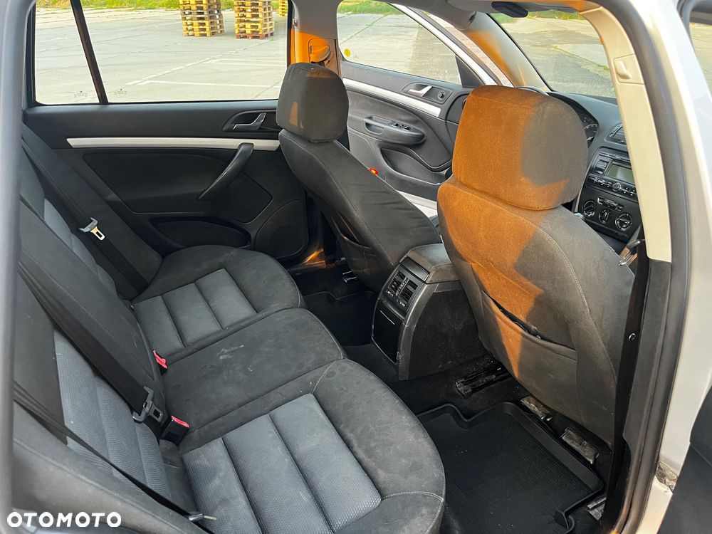 Skoda Octavia 2.0 TDI Ambiente - 14