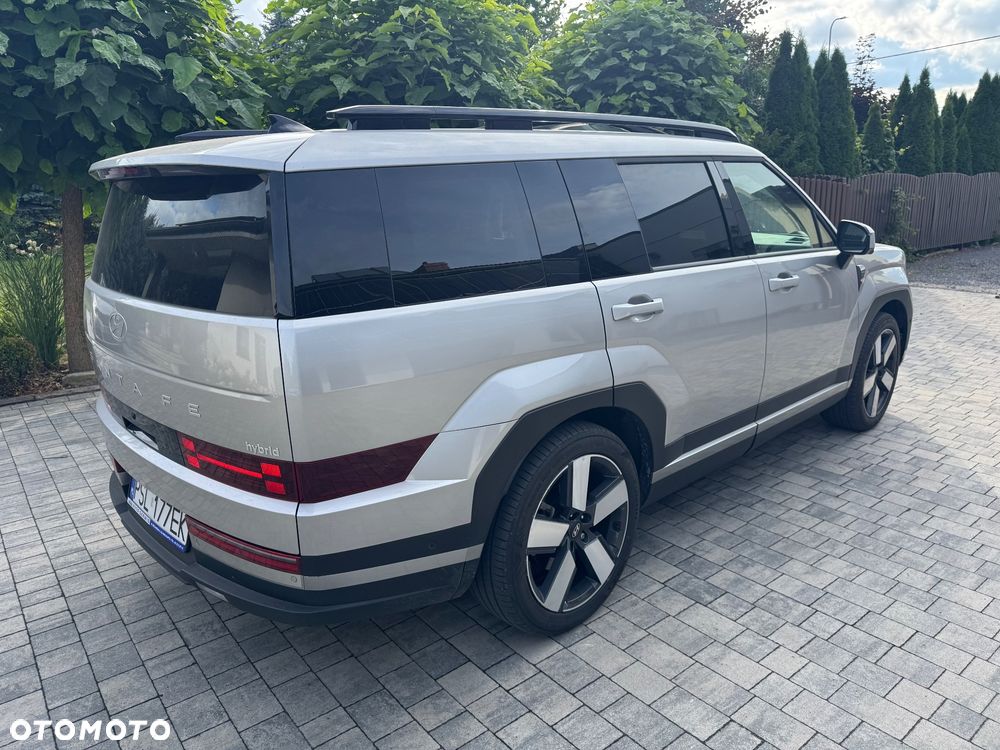 Hyundai Santa Fe - 4