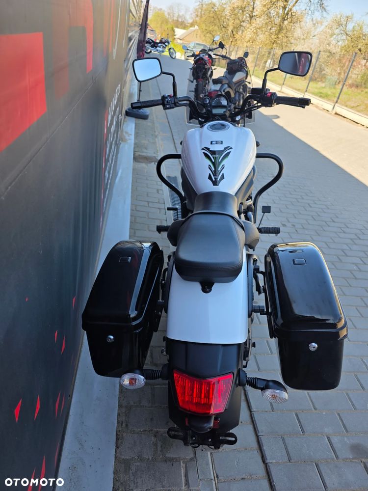 Kawasaki Vulcan - 25