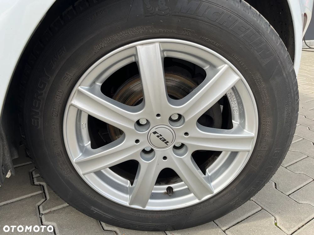 Opel Corsa 1.4 16V Enjoy - 18