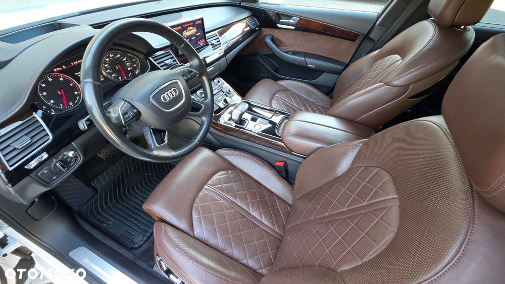 Audi A8 - 19