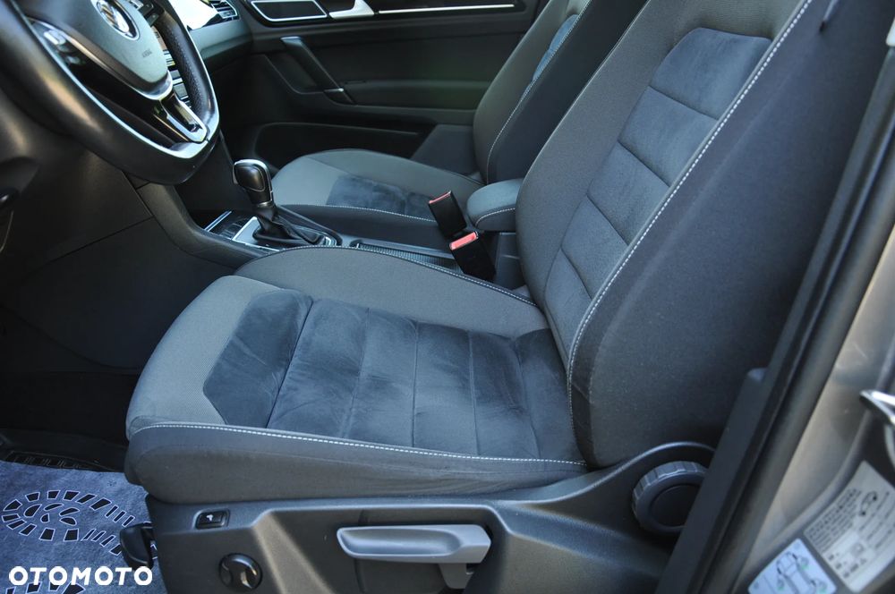 Volkswagen Golf 1.4 TSI BMT Highline DSG - 18
