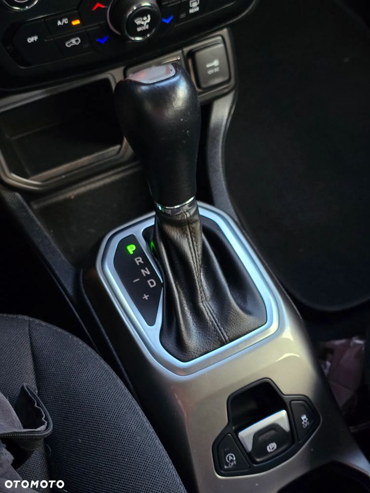 Jeep Renegade 1.3 T-GDI Automatik Limited - 30