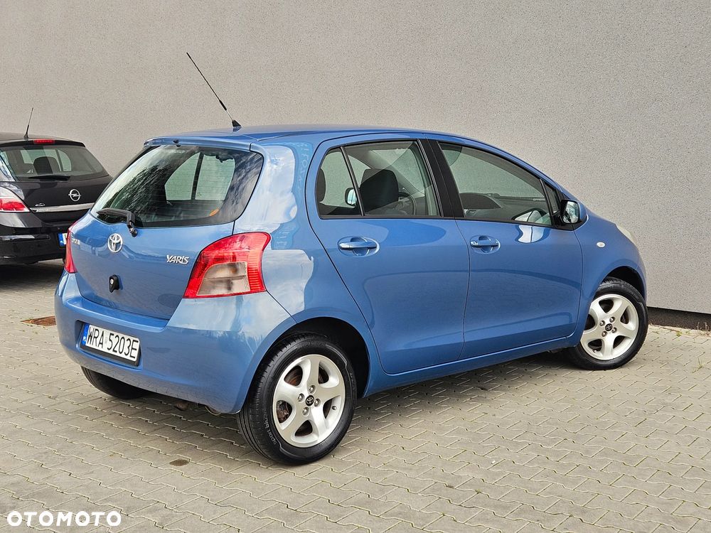 Toyota Yaris 1.3 VVT-i Luna - 22