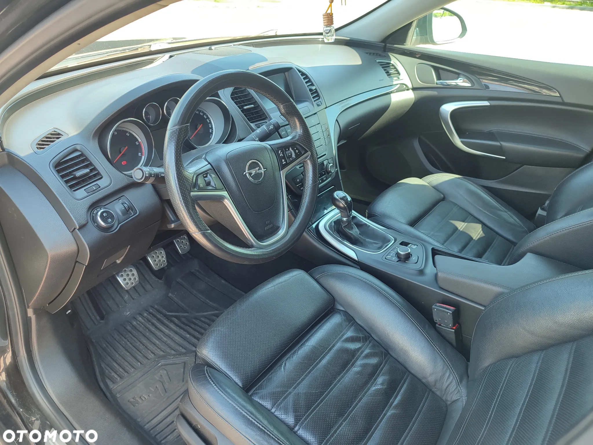 Opel Insignia 2.0 CDTI Cosmo S&S - 11