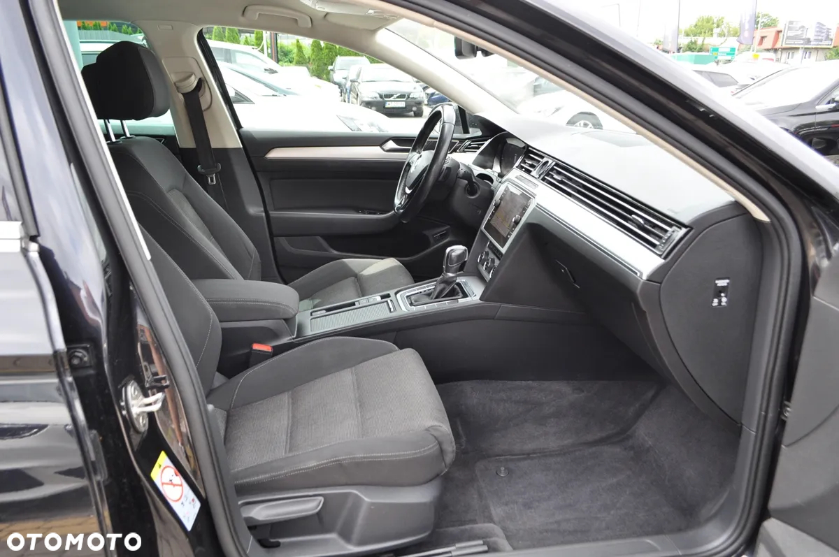Volkswagen Passat 2.0 TDI BMT Comfortline DSG - 14