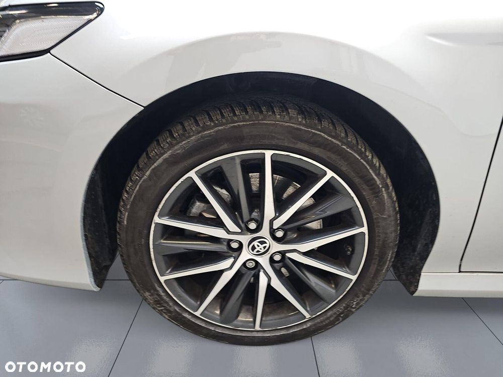 Toyota Camry 2.5 Hybrid Prestige CVT - 35