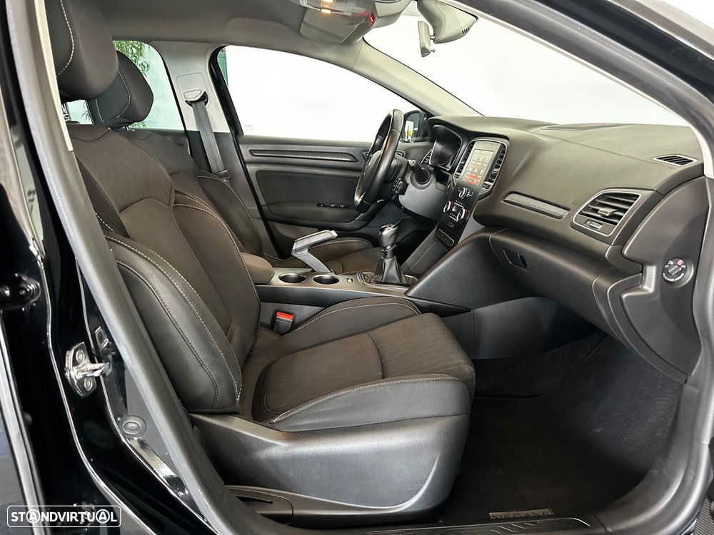 Renault Mégane Sport Tourer 1.5 Blue dCi Limited - 26