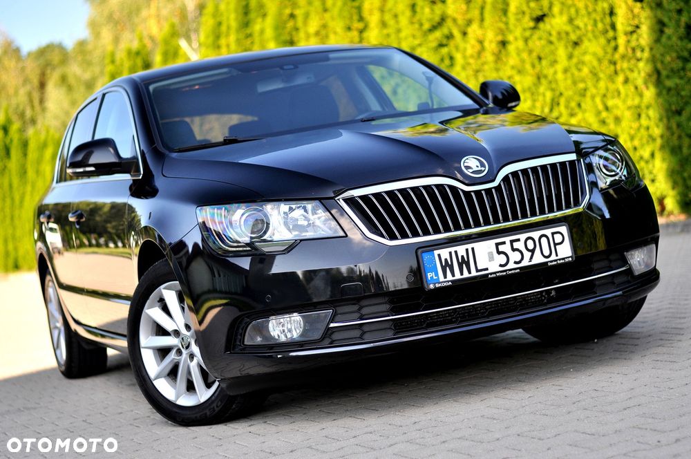 Skoda Superb 2.0 TDI 4x4 Ambition DSG - 2