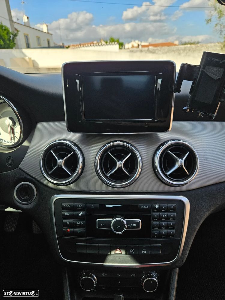 Mercedes-Benz GLA 180 CDI - 15