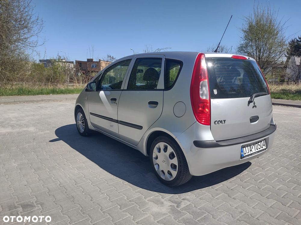 Mitsubishi Colt 1.3 Instyle - 3