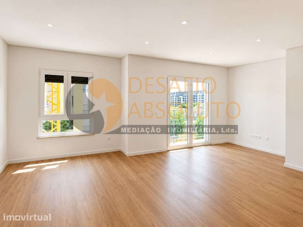 Apartamento T3 c/ Parqueamento RC. Montijo - Grande imagem: 2/14