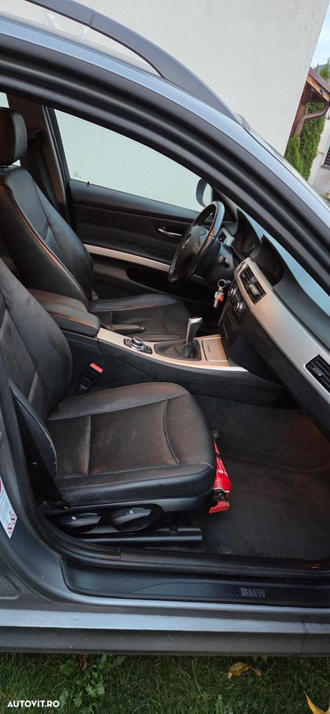 BMW Seria 3 318d - 9