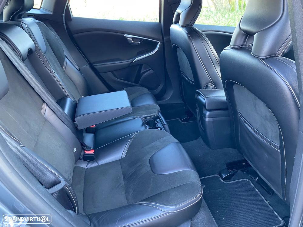Volvo V40 1.6 D2 R-Design - 13