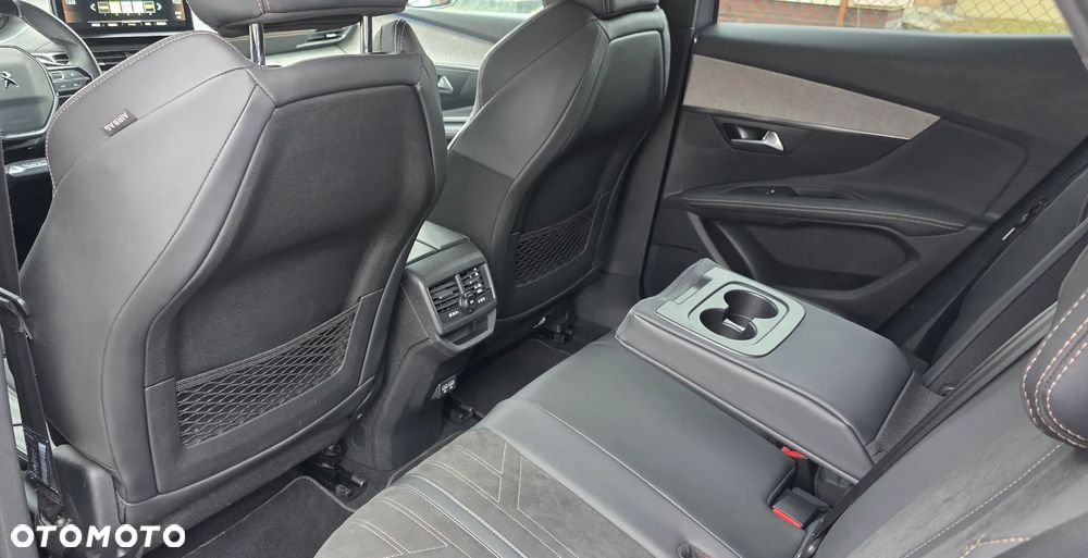 Peugeot 3008 1.5 BlueHDi GT S&S EAT8 - 27