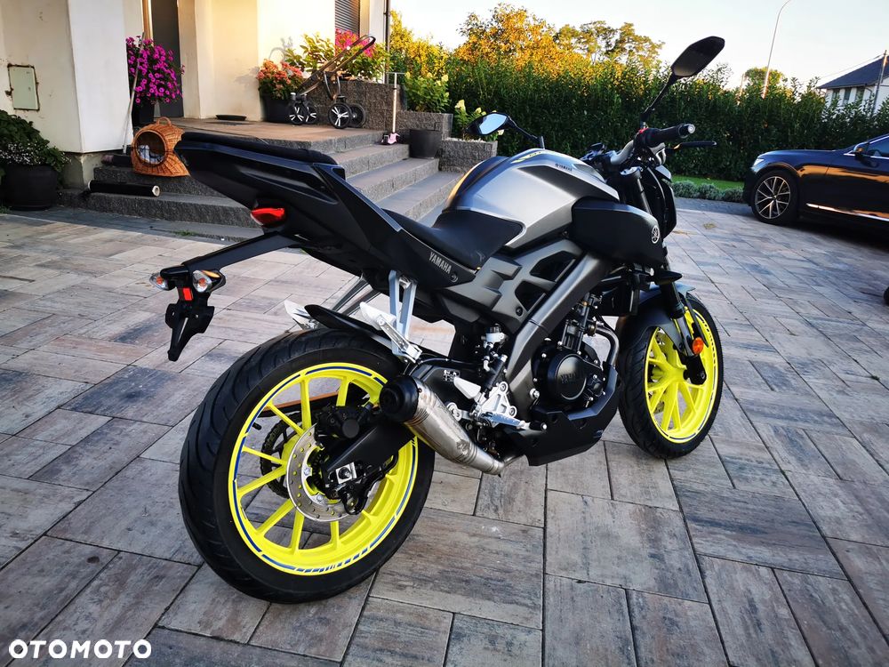 Yamaha MT - 4