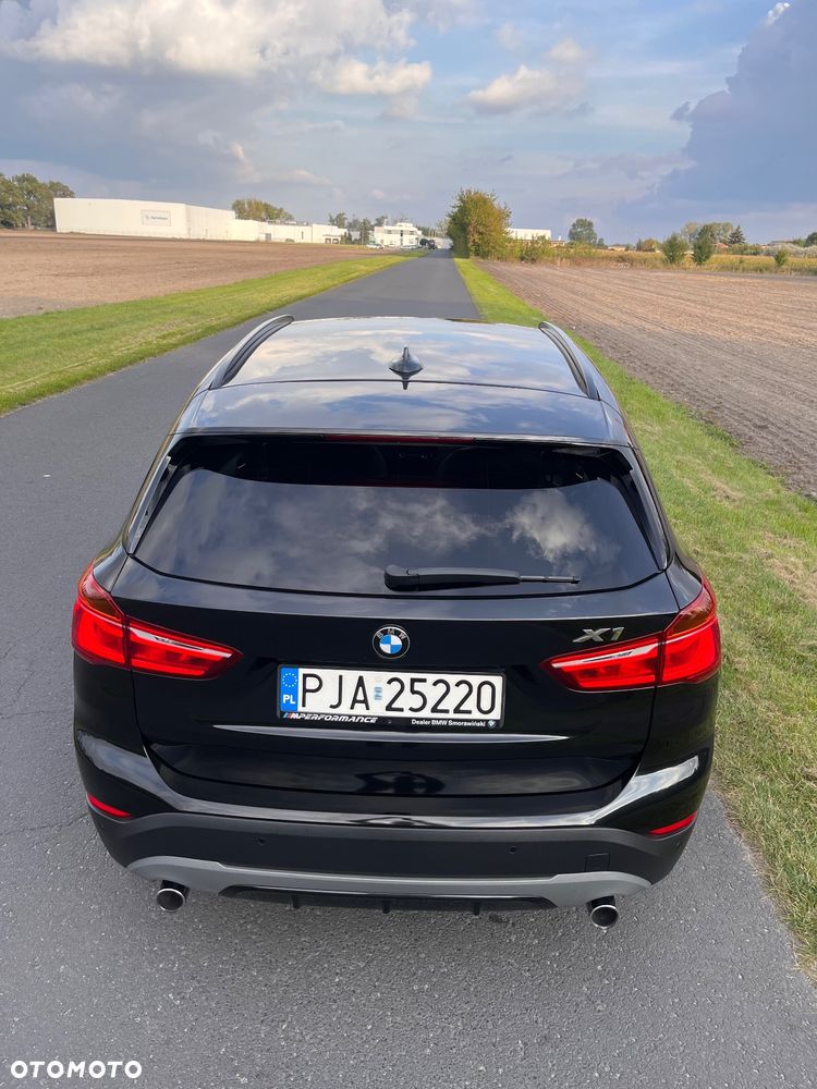BMW X1 xDrive20d xLine - 7