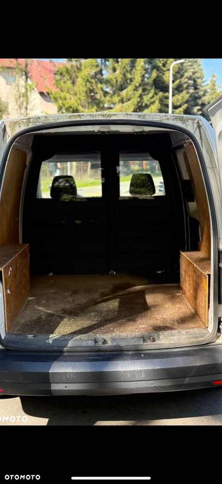 Volkswagen Caddy - 9