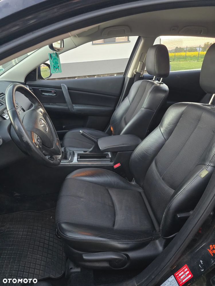 Mazda 6 2.2 CD Exclusive + - 17