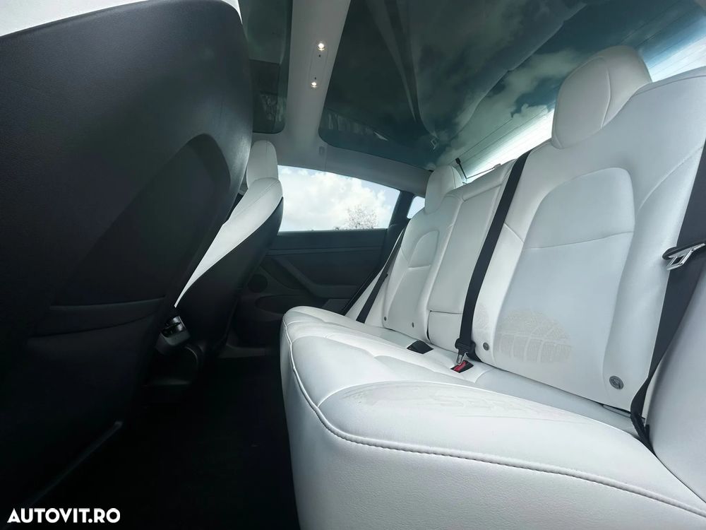Tesla Model 3 Langstreckenbatterie Allradantrieb Dual Motor - 14