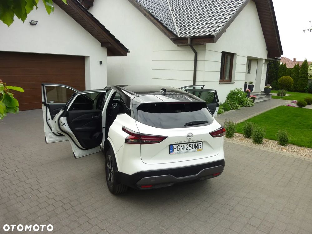 Nissan Qashqai 1.3 DIG-T N-Connecta DCT - 23