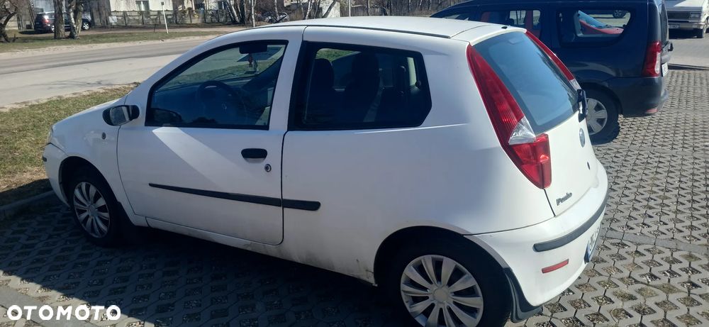 Fiat Punto 1.2 8V Active - 15