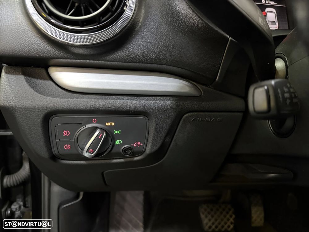 Audi A3 Limousine 2.0 TDI S tronic S line Sport Pack - 26