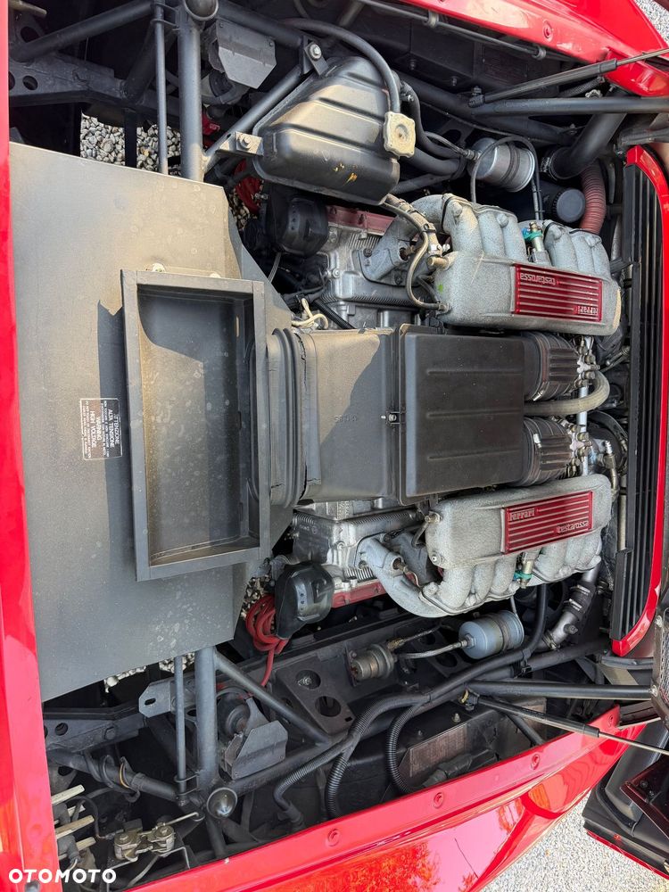 Ferrari Testarossa - 19