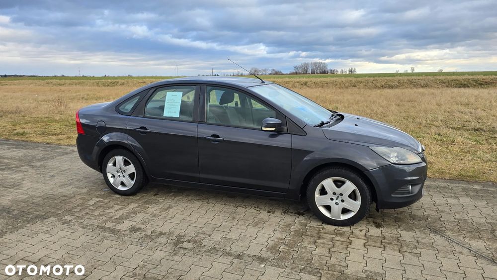 Ford Focus 1.6 Ti-VCT Ghia - 6