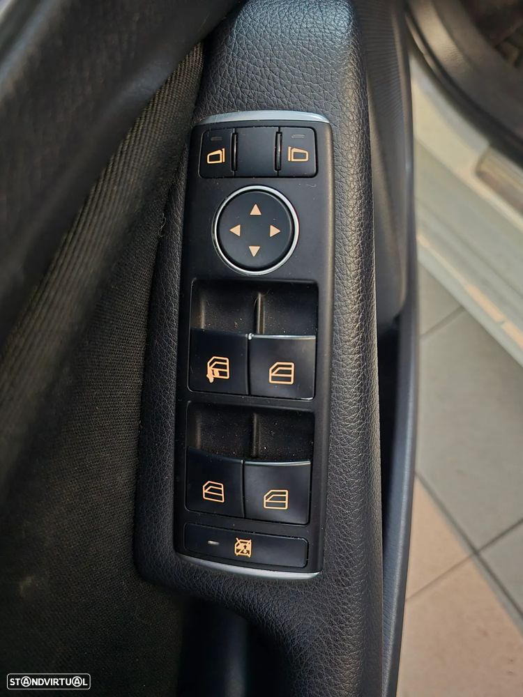 Mercedes-Benz A 180 CDI (BlueEFFICIENCY) - 12