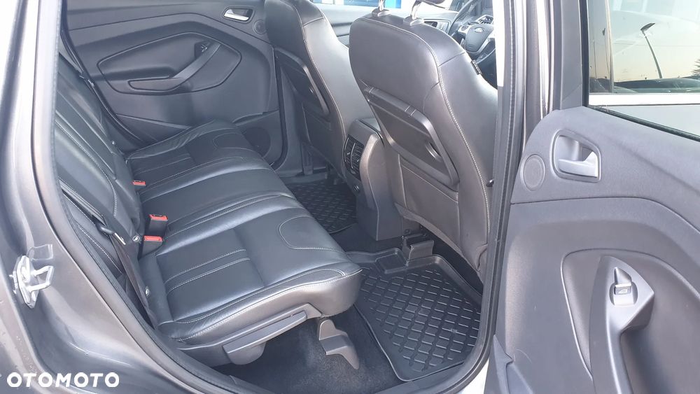 Ford Kuga 2.0 TDCi 4x4 Titanium - 12