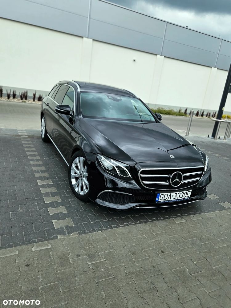 Mercedes-Benz Klasa E 220 d 9G-TRONIC - 3