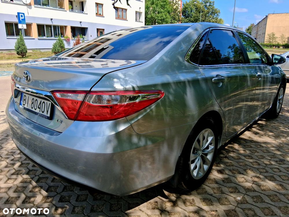 Toyota Camry - 5