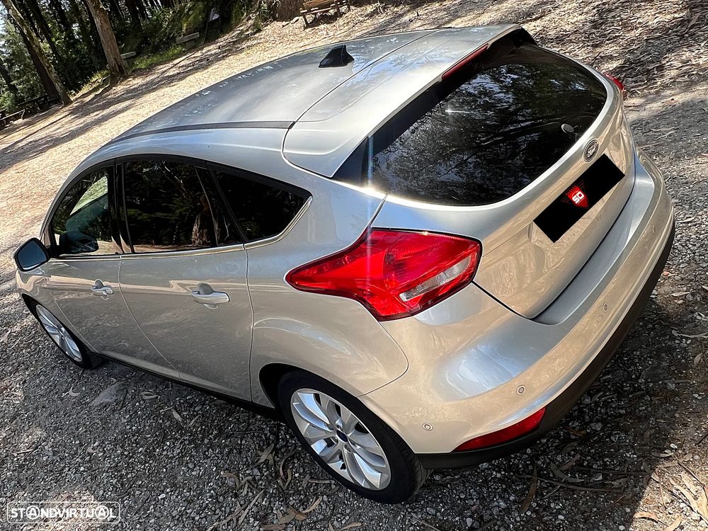 Ford Focus 1.5 TDCi Titanium - 9