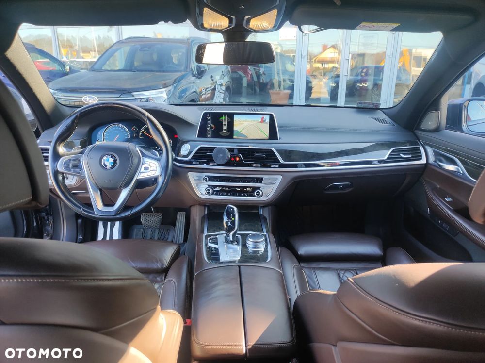 BMW Seria 7 730d xDrive - 11