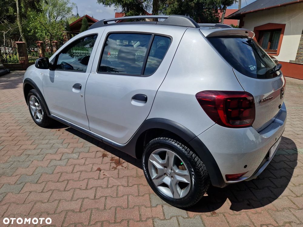 Dacia Sandero Stepway 0.9 TCe Laureate S&S - 33