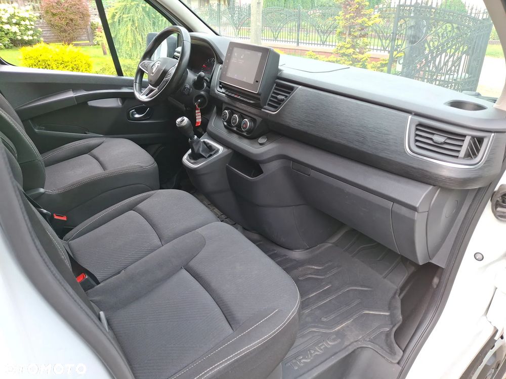 Renault Trafic - 18