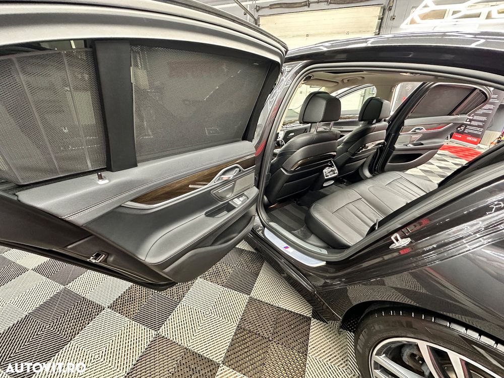BMW Seria 7 730d xDrive - 18