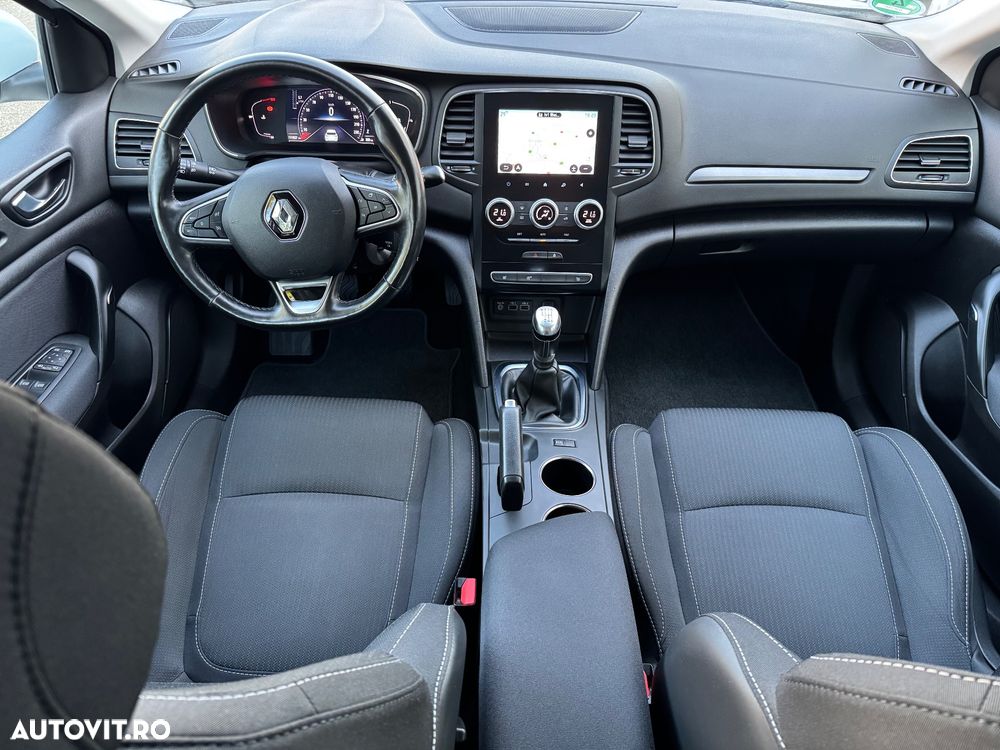 Renault Megane BLUE dCi 115 BUSINESS EDITION - 30