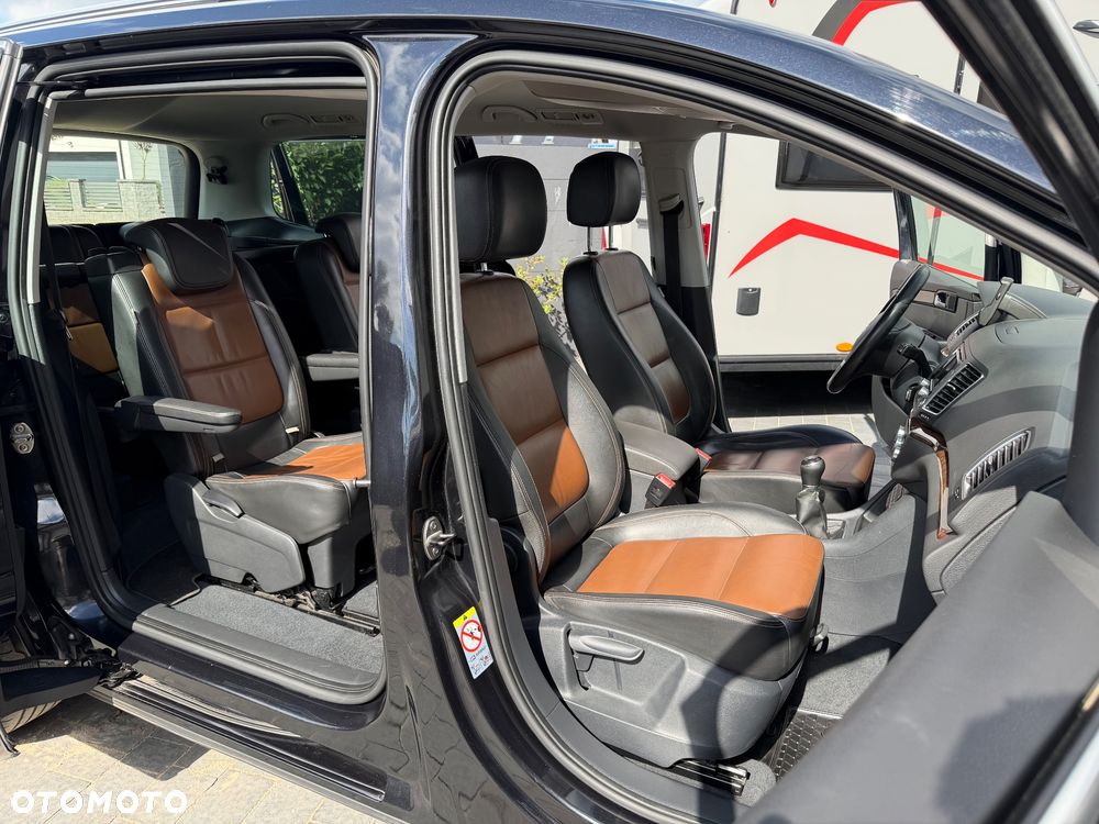 Volkswagen Sharan 2.0 TDI Exclusive Edition - 29
