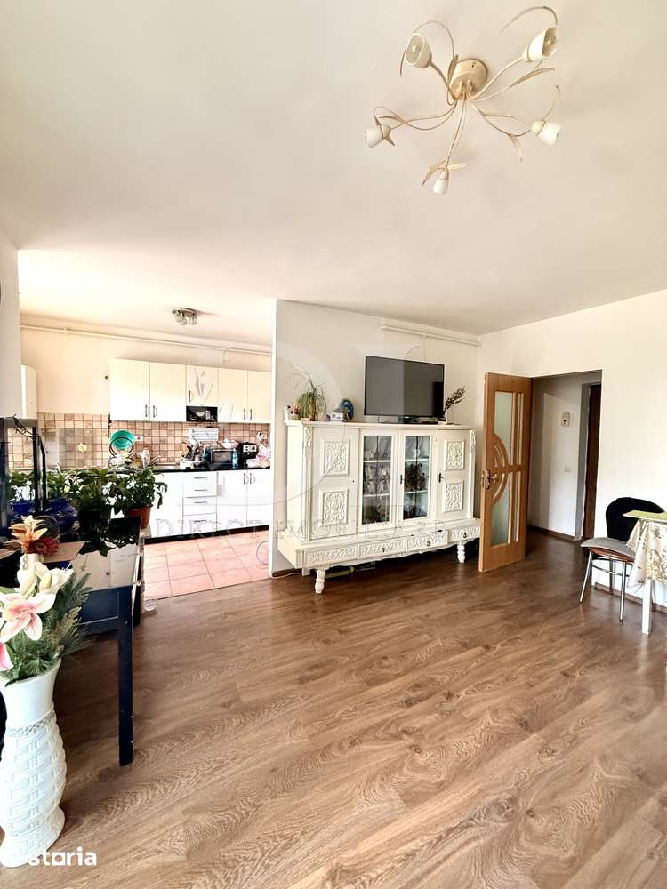 Apartament cu o camere / Zona Florilor — fotografia 1