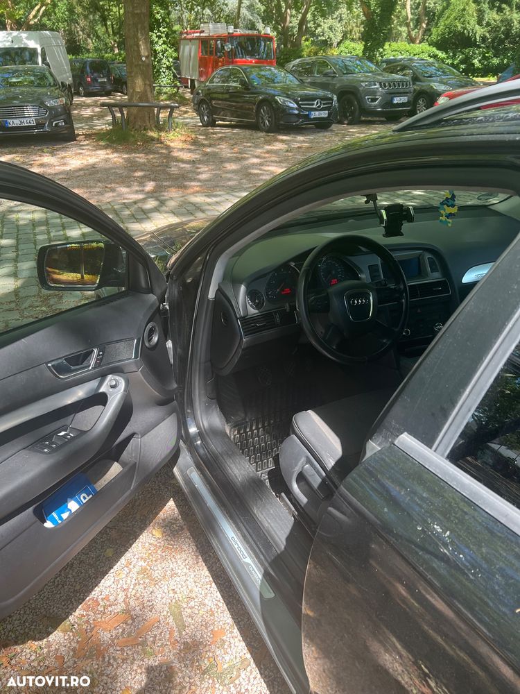 Audi A6 - 6
