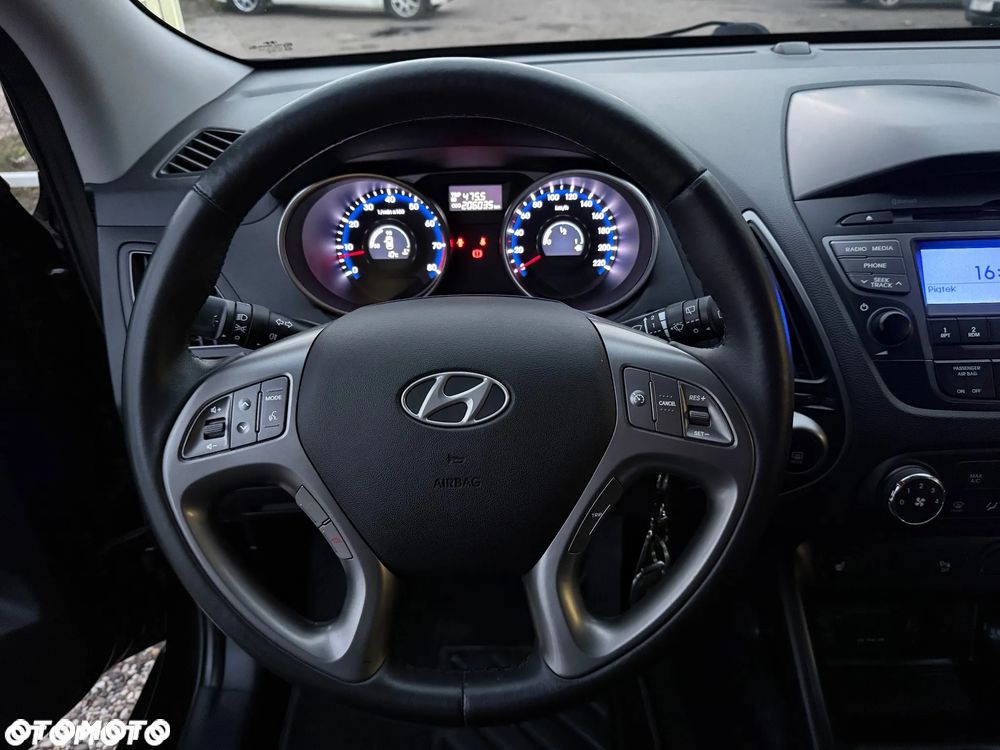 Hyundai ix35 - 15