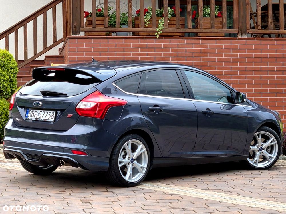 Ford Focus 1.6 EcoBoost Start-Stopp-System Titanium - 25