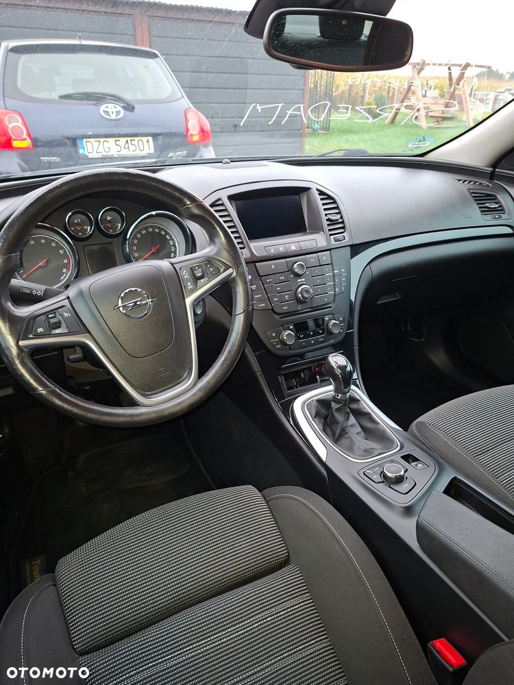 Opel Insignia - 26
