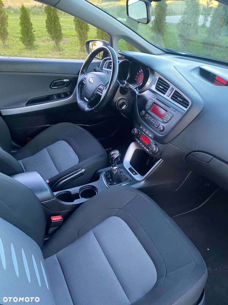 Kia Ceed - 6