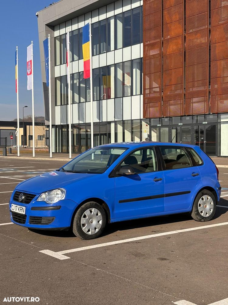 Volkswagen Polo - 2