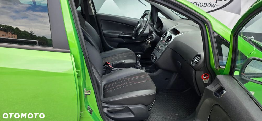 Opel Corsa 1.4 16V 150 Jahre - 15